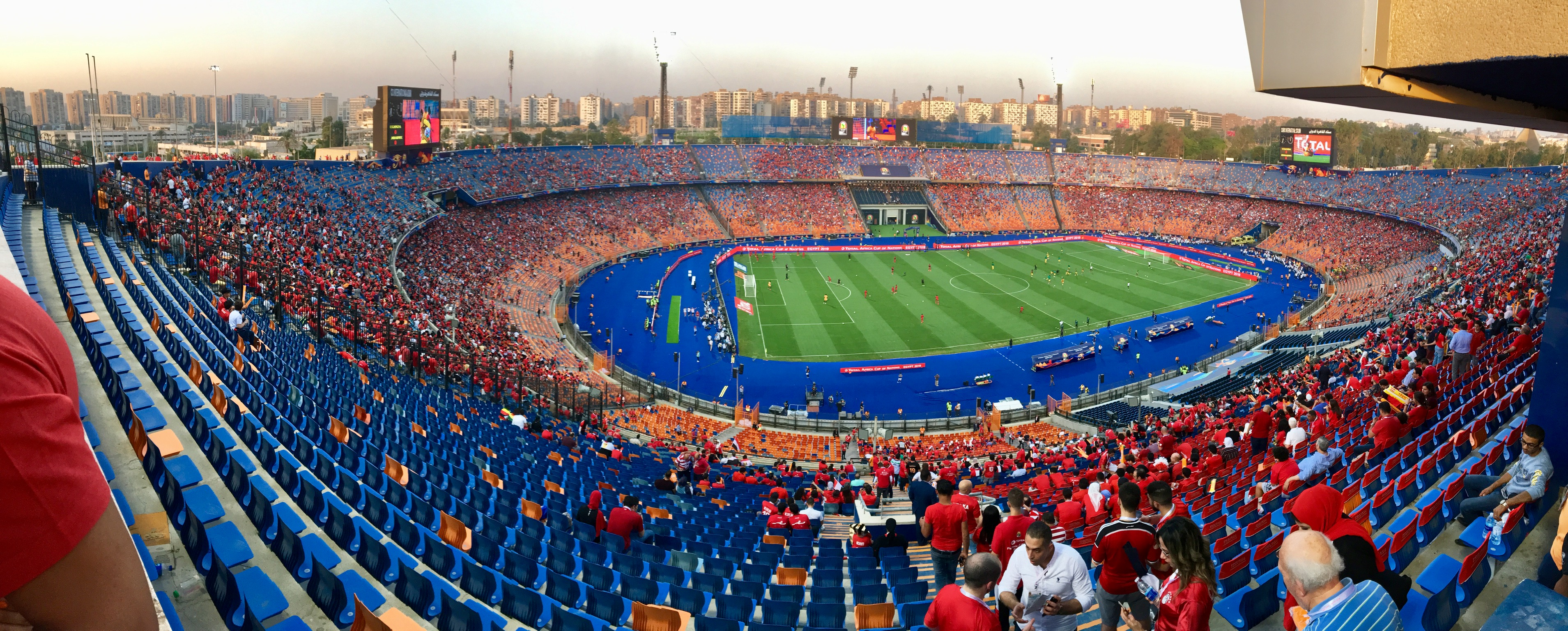 مصر تقدم طلبا لإستضافة مباريات دوري أبطال افريقيا الرياضة